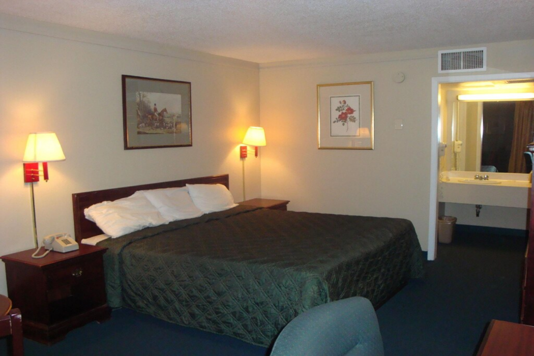 Rodeway Inn Asheboro, NC 4/6