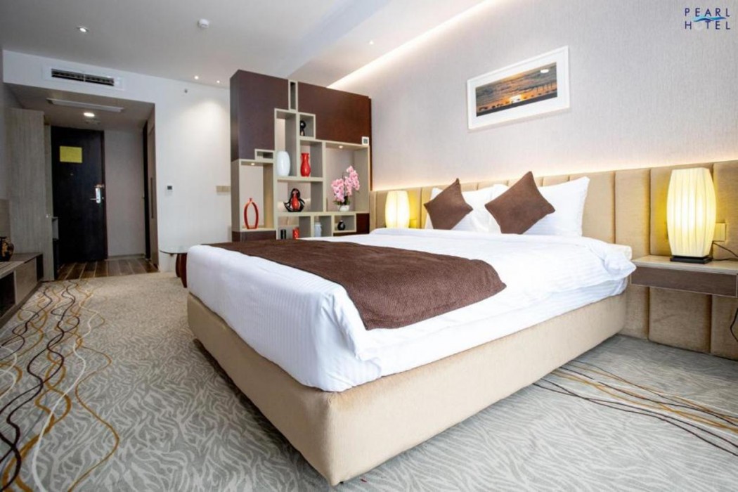 Pearl Hotel 16/43