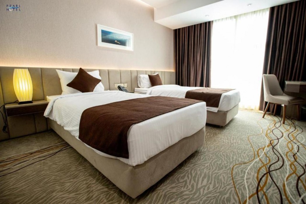 Pearl Hotel 17/43