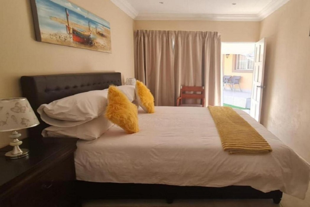 Benoni N12 Hotel 8/45