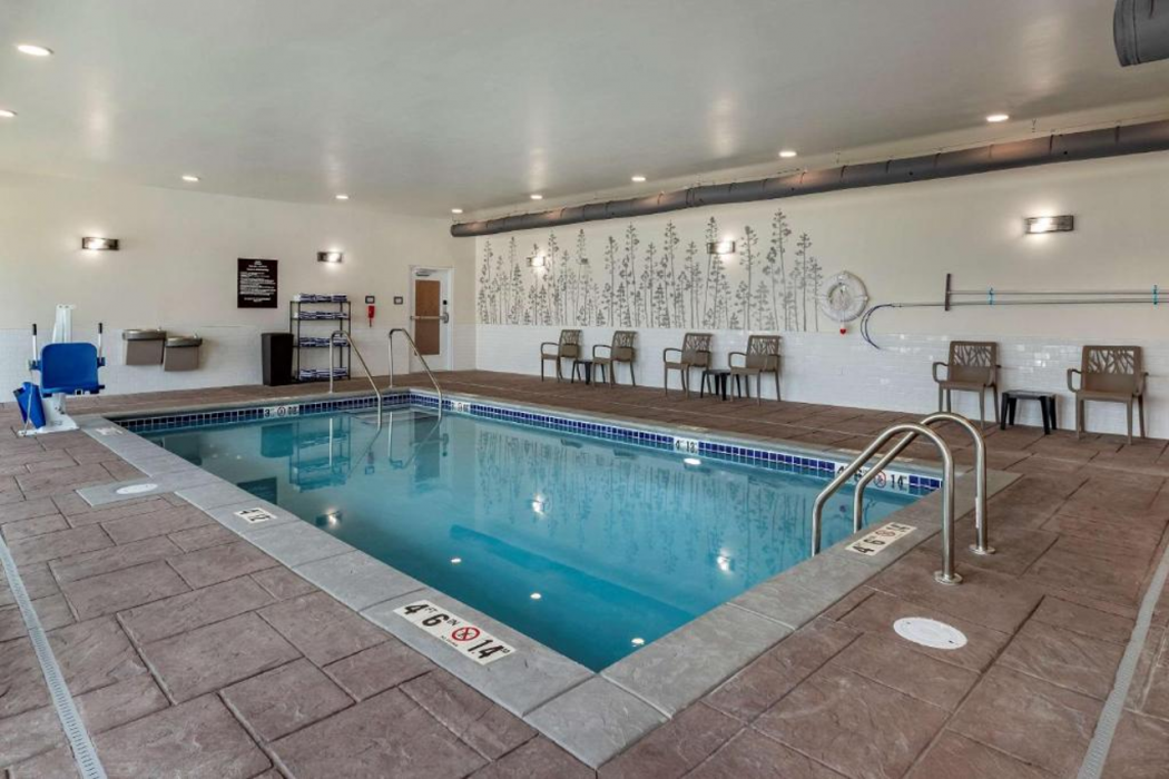 MainStay Suites Waukee-West Des Moines 15/27
