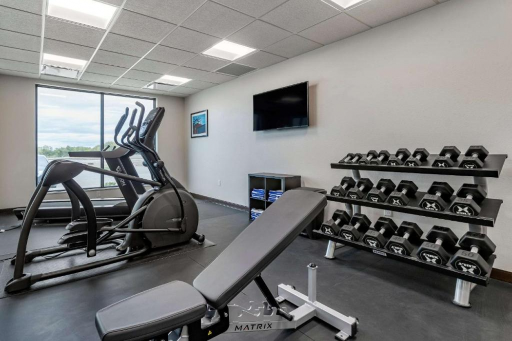 MainStay Suites Waukee-West Des Moines 13/27