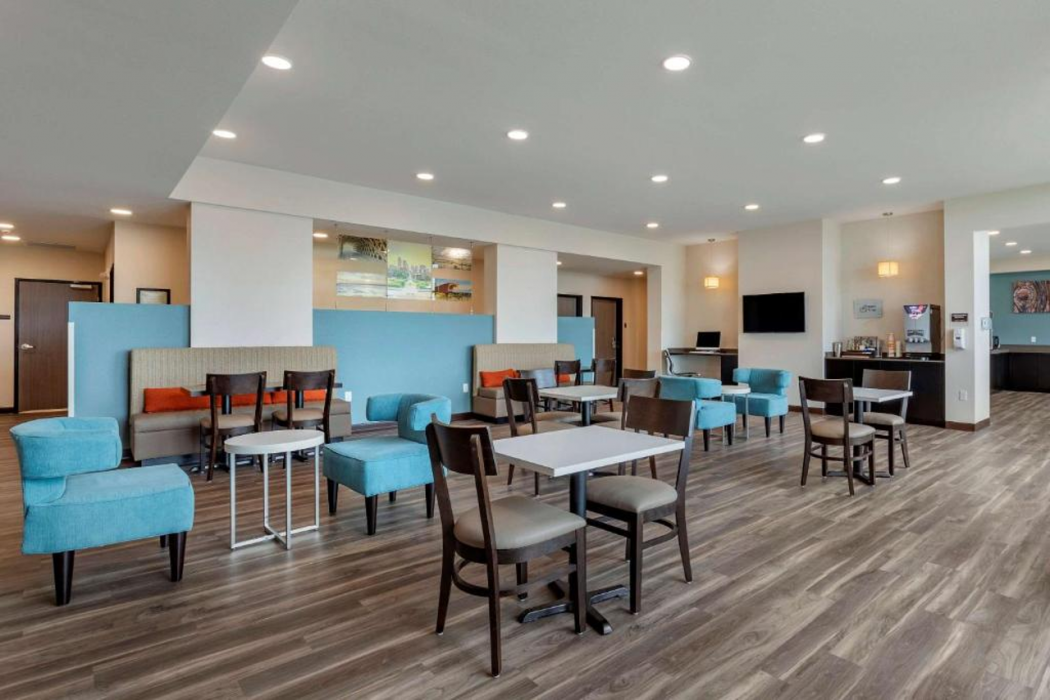 MainStay Suites Waukee-West Des Moines 12/27