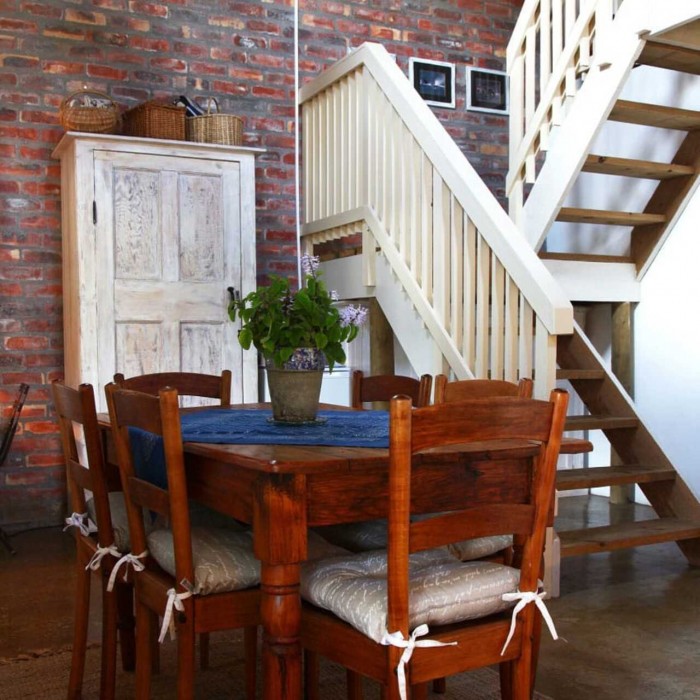 Stanford Country Cottages 6/9