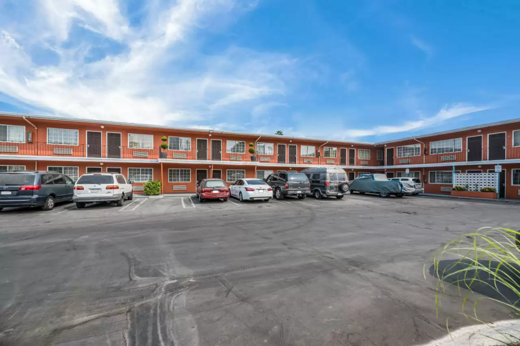 Rodeway Inn Modesto near Downtown CA 15/24