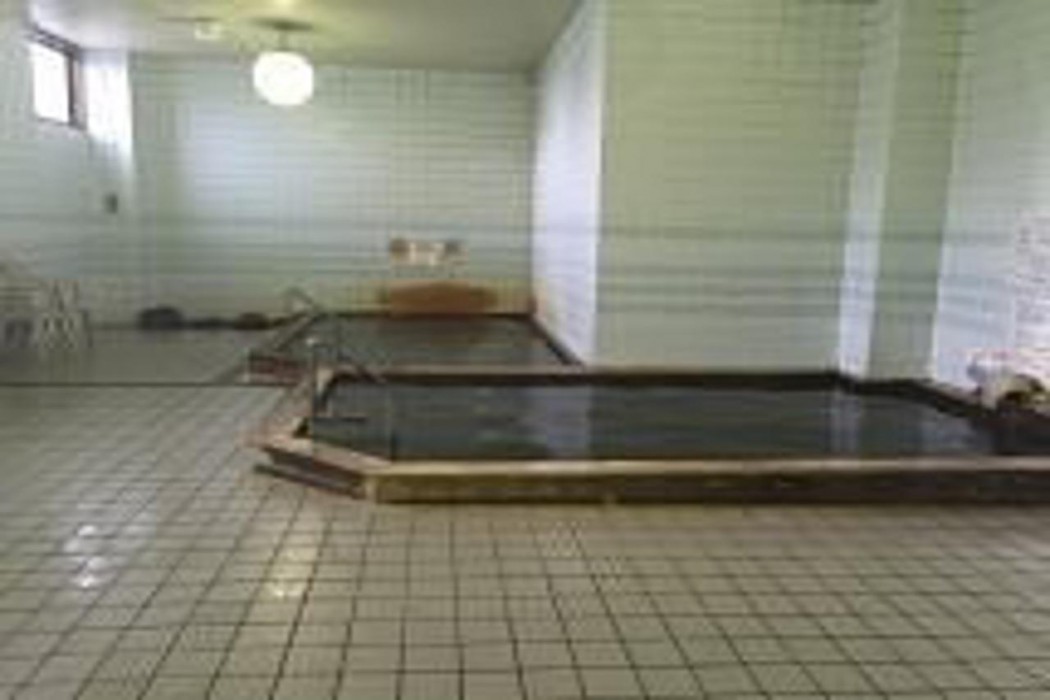 Frontier Furanui Spa 10/31