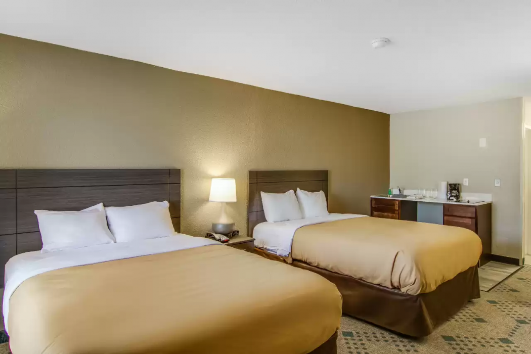 Suburban Studios Hotel Kingsland Near I-95 14/33