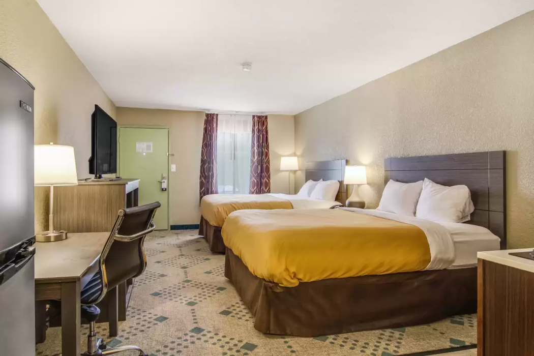 Suburban Studios Hotel Kingsland Near I-95 16/33