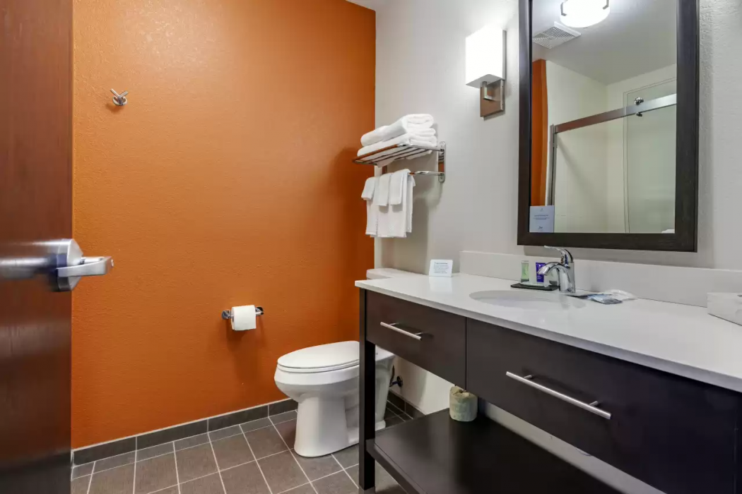 Sleep Inn and Suites Lancaster-Platteville 11/22