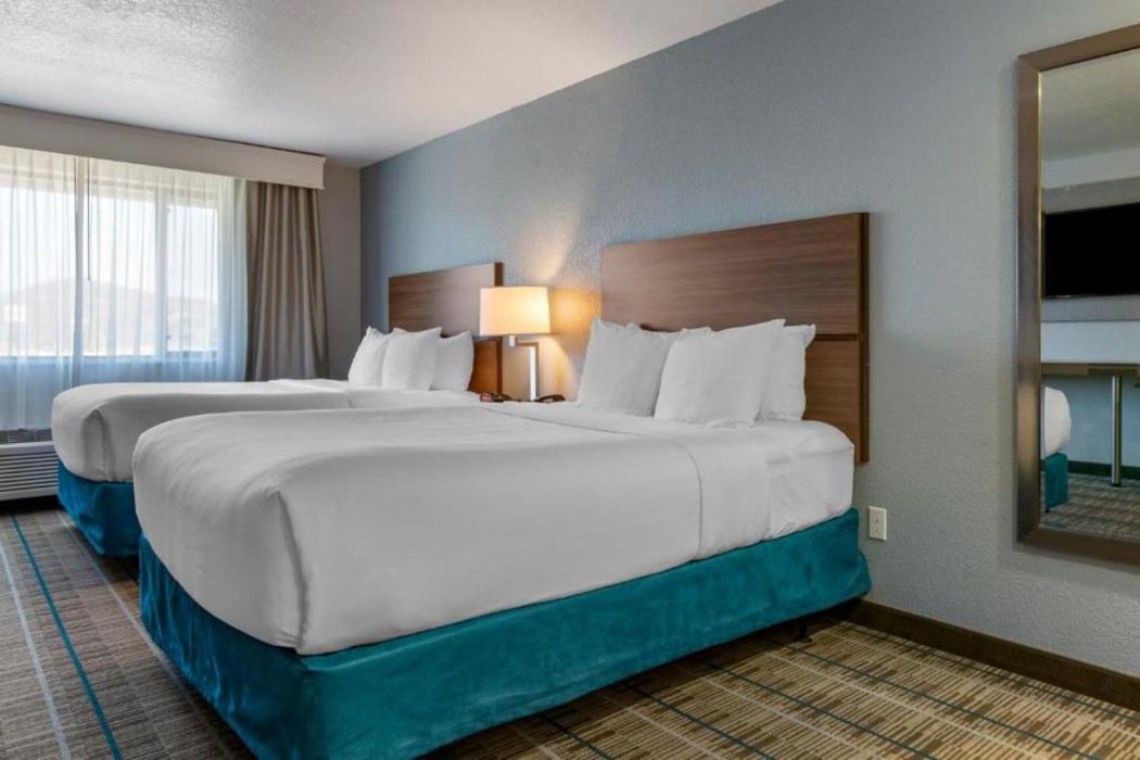 MainStay Suites Coeur d Alene, ID 12/26