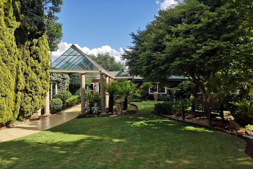 Sunrise Serenity Guest House 15/35