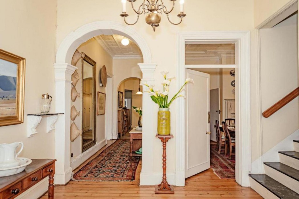 Twickenham Guest House 6/9