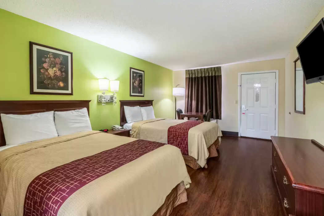 Rodeway Inn Bolivar 15/23