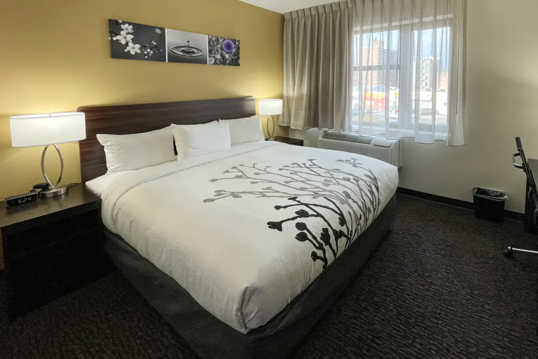 Sleep Inn 185th Street Bronx, NY 14/34