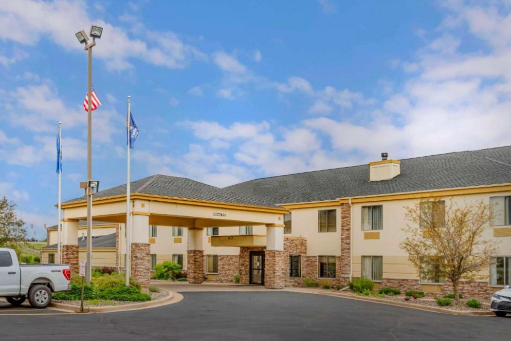 Comfort Inn and Suites Black River Falls I 94 image