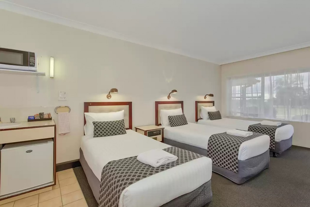 Econo Lodge Savannah Park Tamworth 9/27
