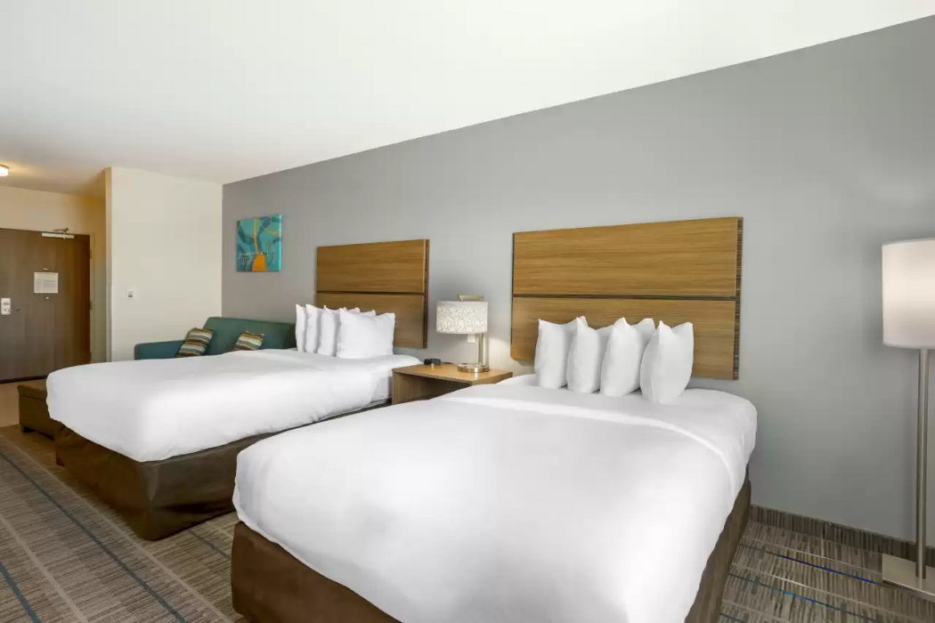 MainStay Suites North Central York 26/49