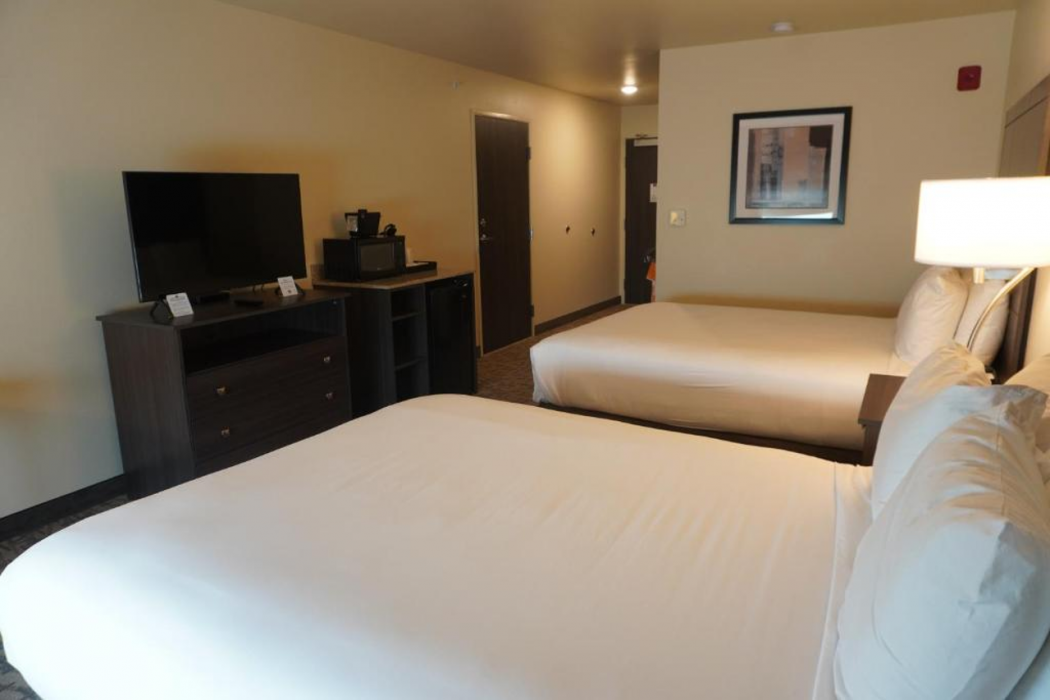 Comfort Inn & Suites Medina NY near Erie Canal 9/23
