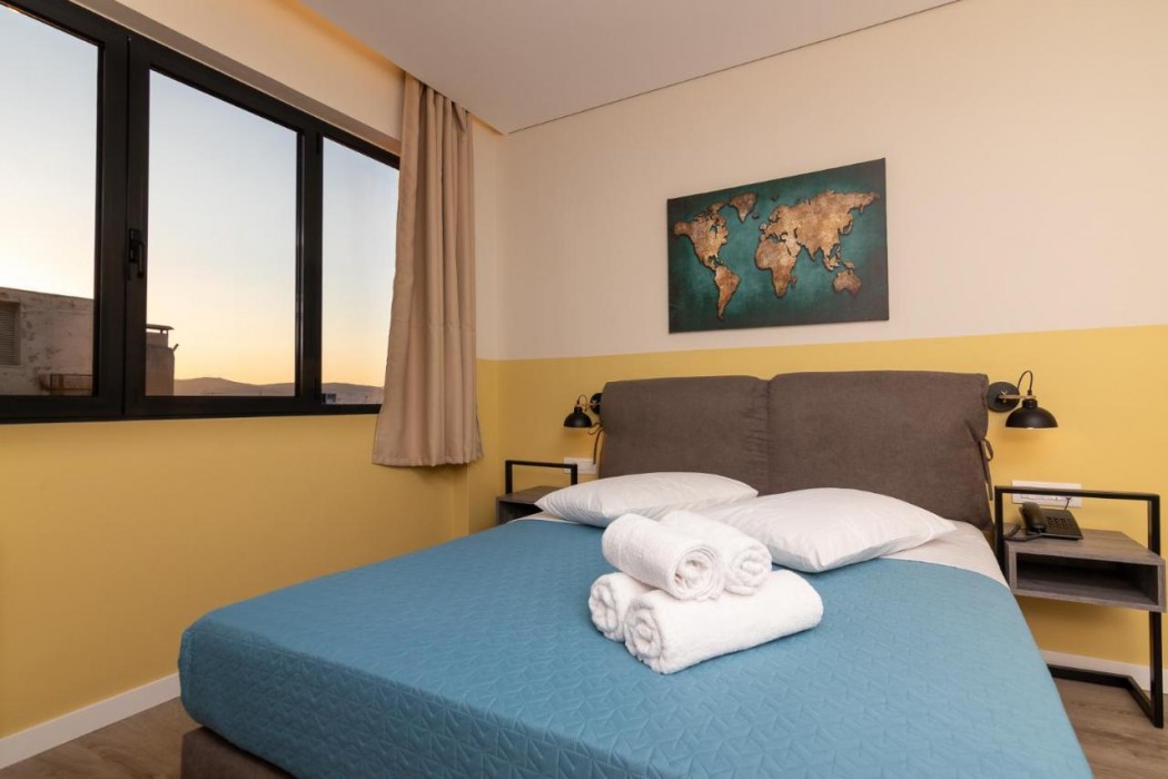 Dunlin Hotel Athens 28/48