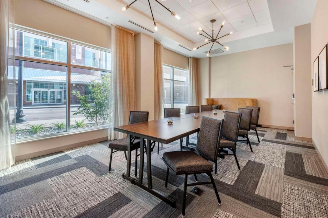 Cambria Hotel Minneapolis Downtown 16/31