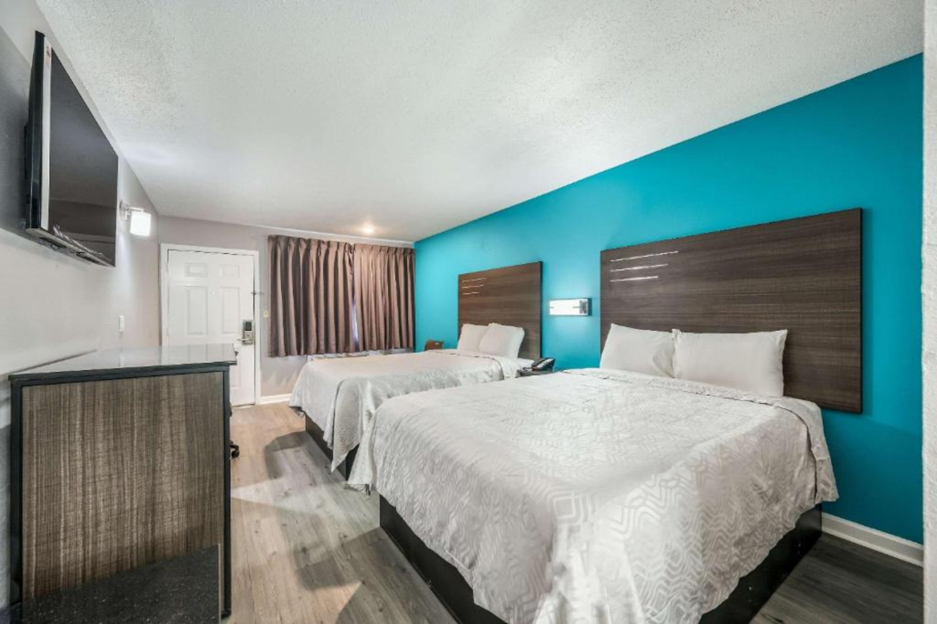 Econo lodge Russellville, AL 11/18