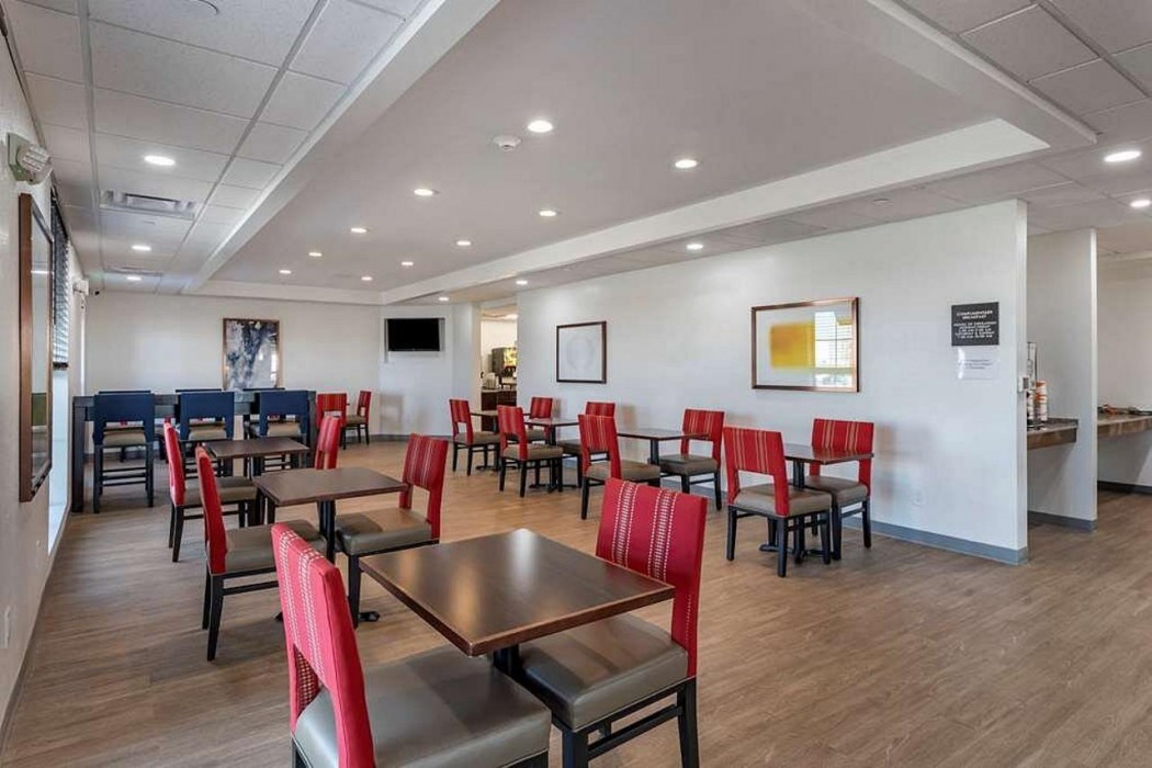 Comfort Inn & Suites Bennett 5/14