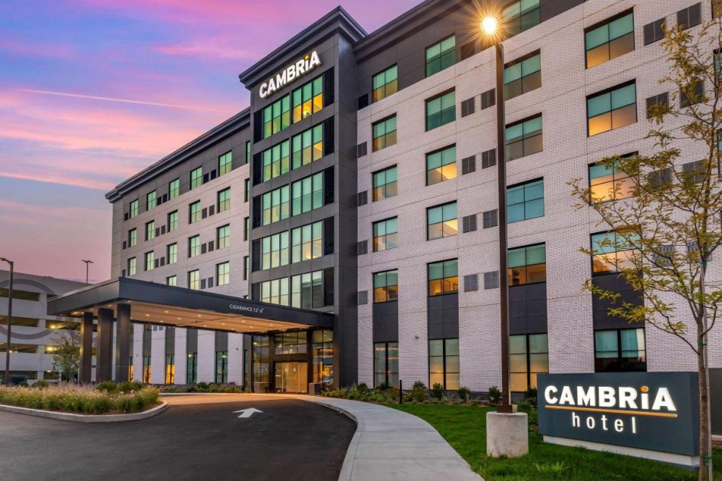 Cambria Hotel New Haven University Area 1/42