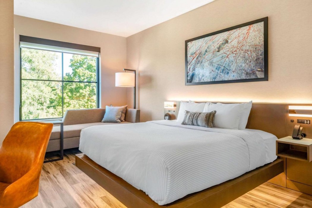 Cambria Hotel New Haven University Area 15/42