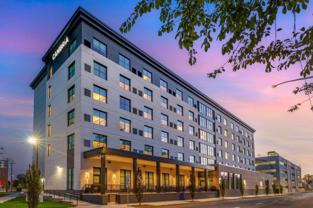 Cambria Hotel New Haven University Area 2/42