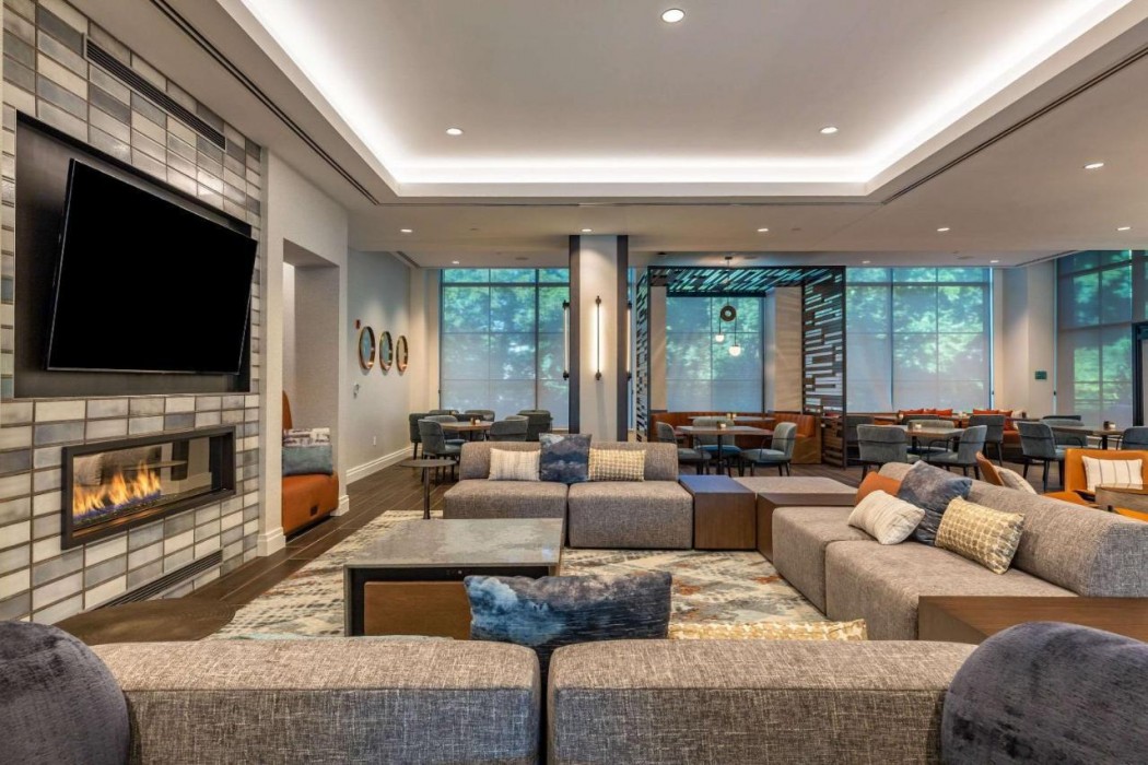 Cambria Hotel New Haven University Area 8/42