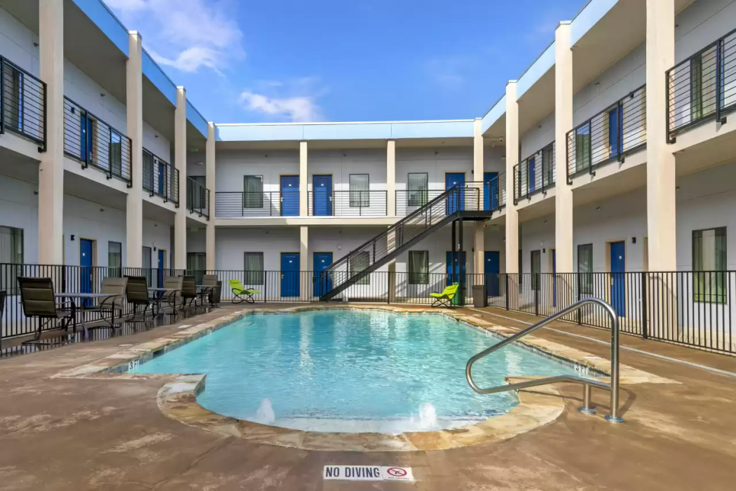 Quality Inn & Suites Elgin 27/37