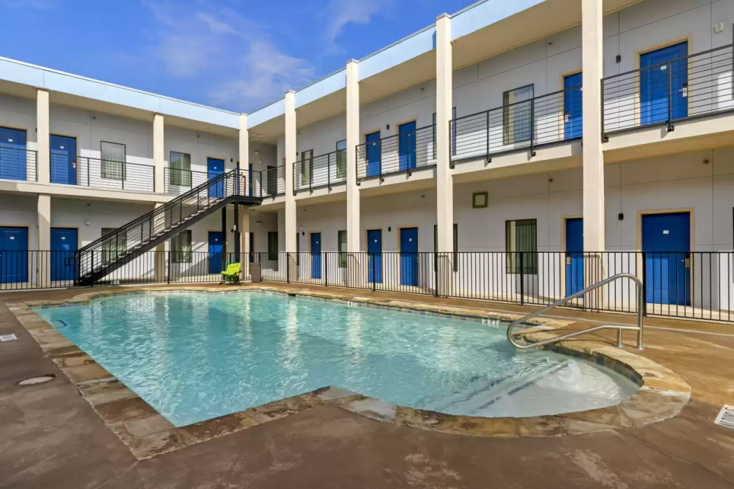 Quality Inn & Suites Elgin 26/37