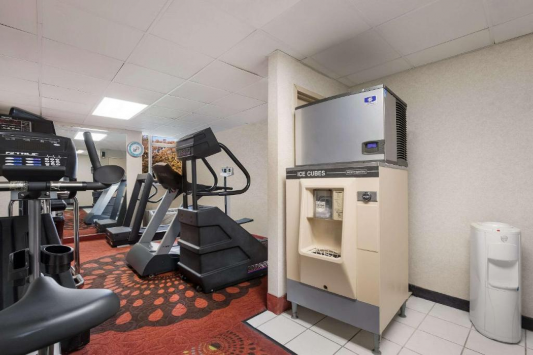 Quality Inn Joliet 16/32