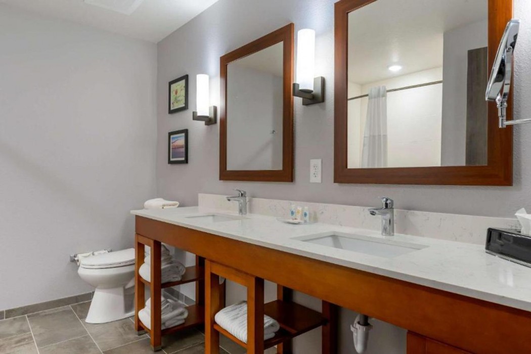 Comfort Suites Paducah Mall Area 12/29