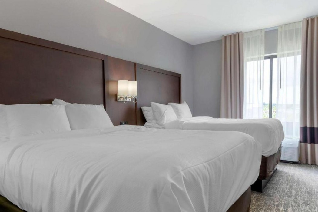 Comfort Suites Paducah Mall Area 8/29