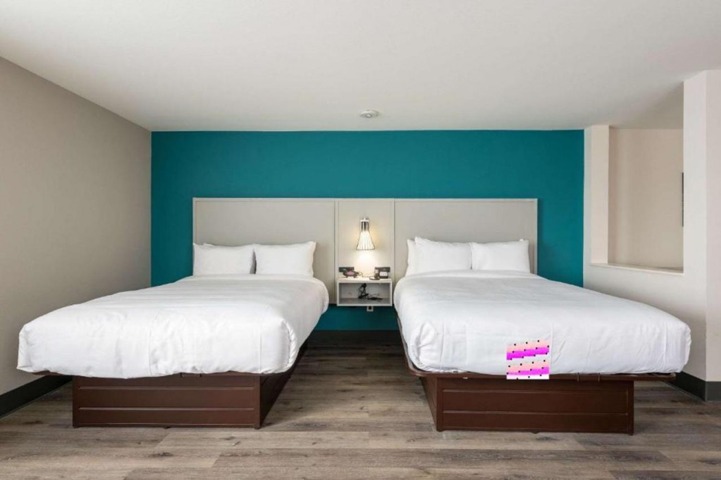 Comfort Suites Colorado Springs East - Medical Center Area 16/31