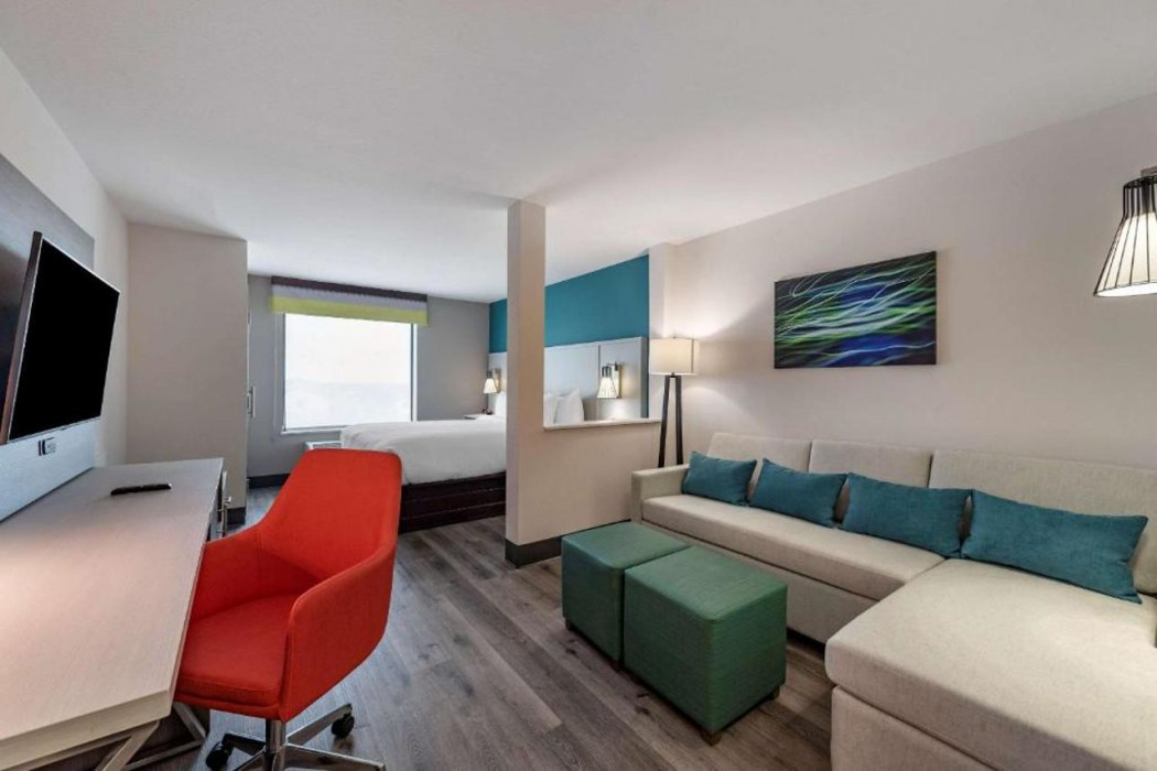 Comfort Suites Colorado Springs East - Medical Center Area 18/31