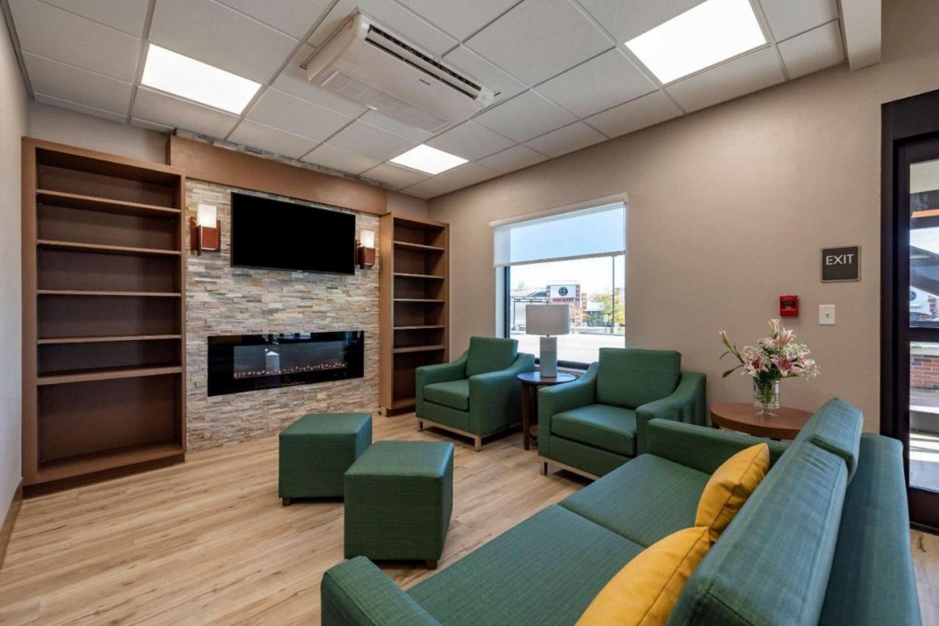 MainStay Suites Colorado Springs East - Medical Center Area photo5