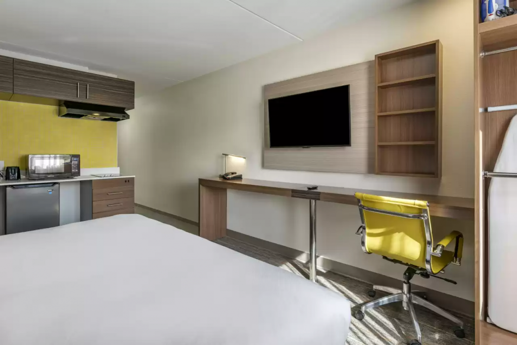 MainStay Suites Lexington I-75 11/30