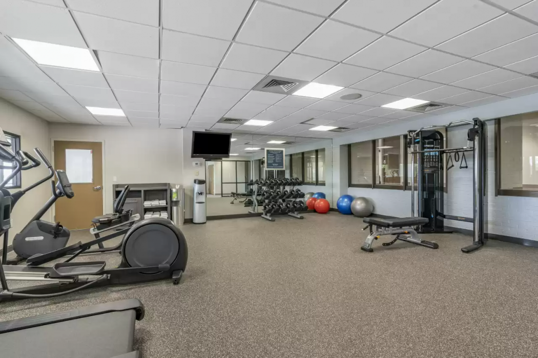 MainStay Suites Lexington I-75 19/30