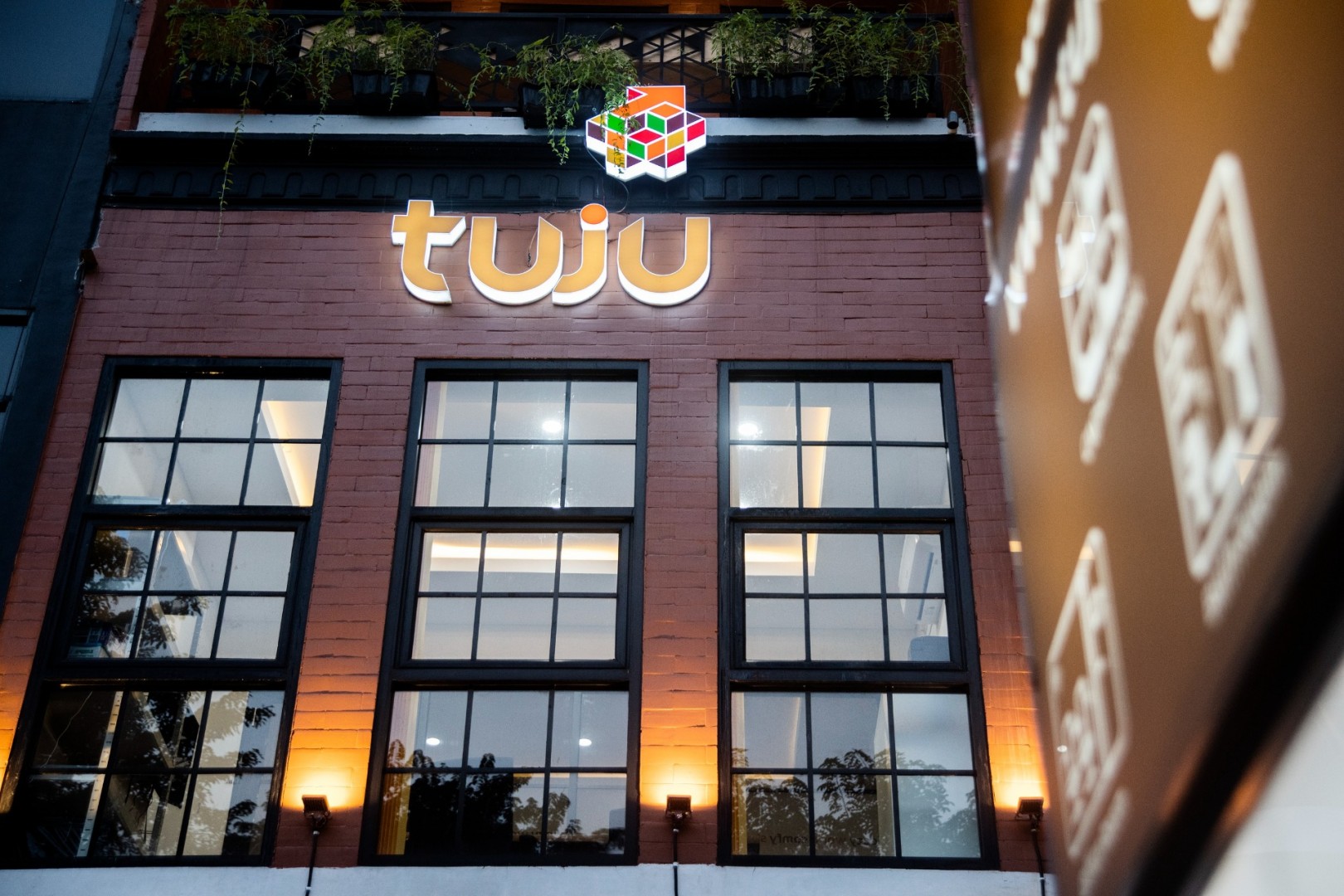 Tuju Arteri Pods 6/86