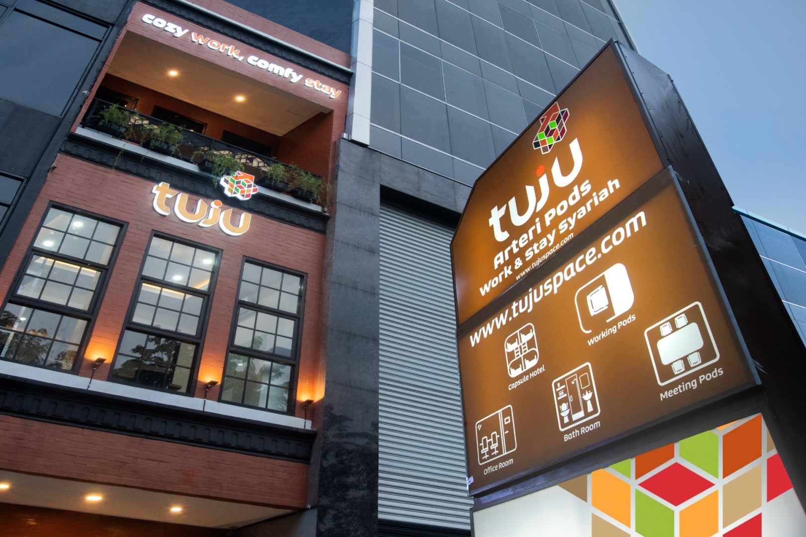 Tuju Arteri Pods 8/86