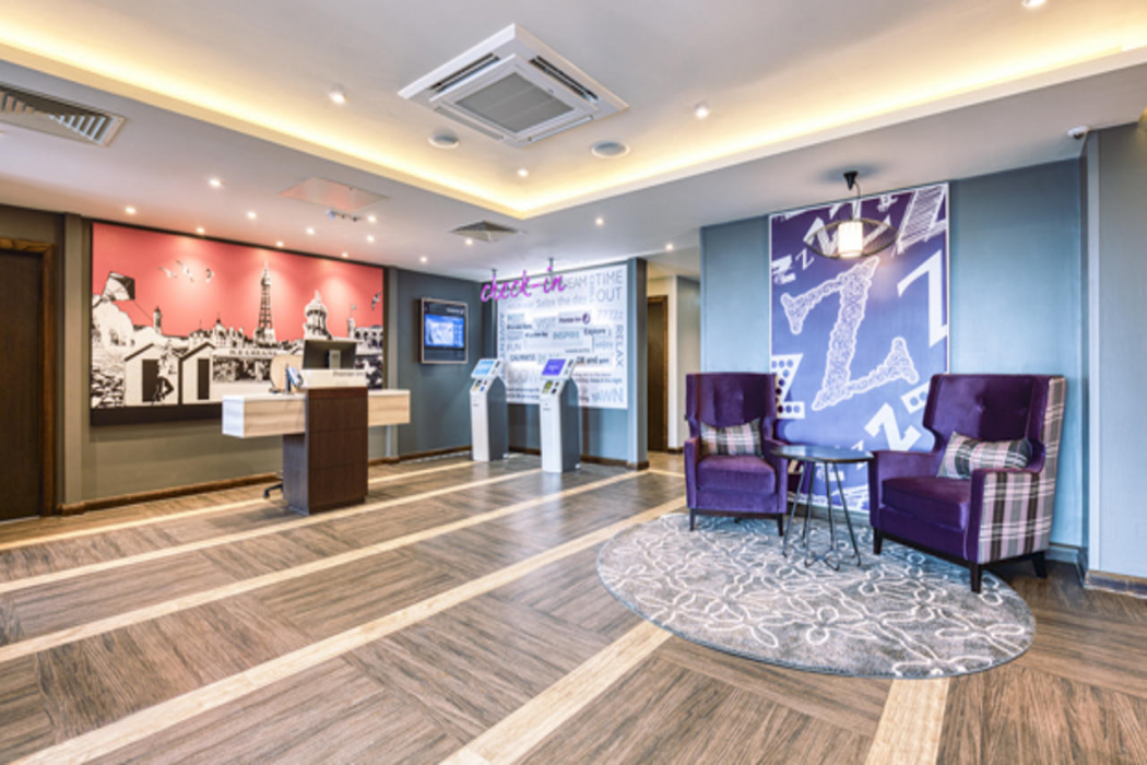 Premier Inn Newquay (Seafront) 2/30