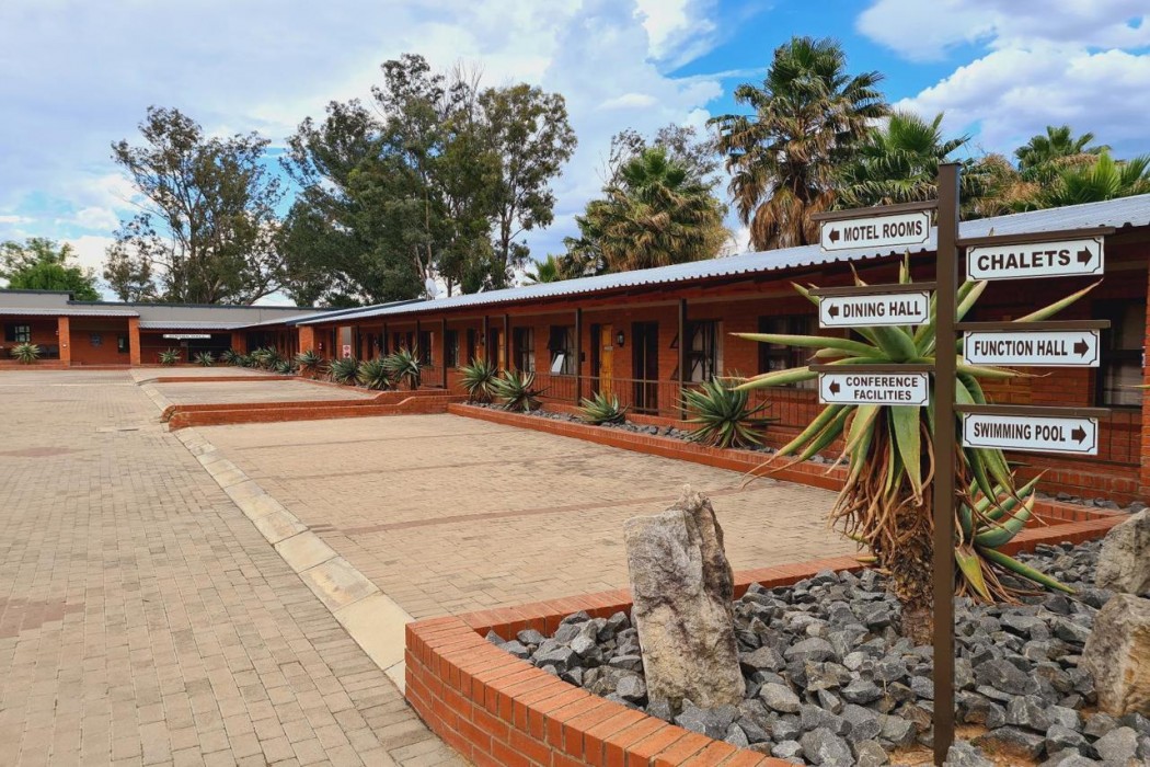 Snips Accommodation 4/25