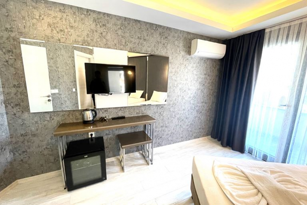 Emilia Hotel 21/88