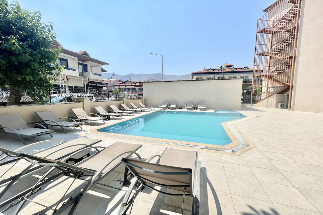 Emilia Hotel 59/88