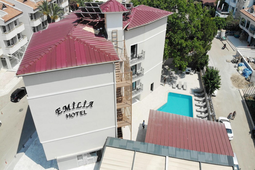 Emilia Hotel 68/88
