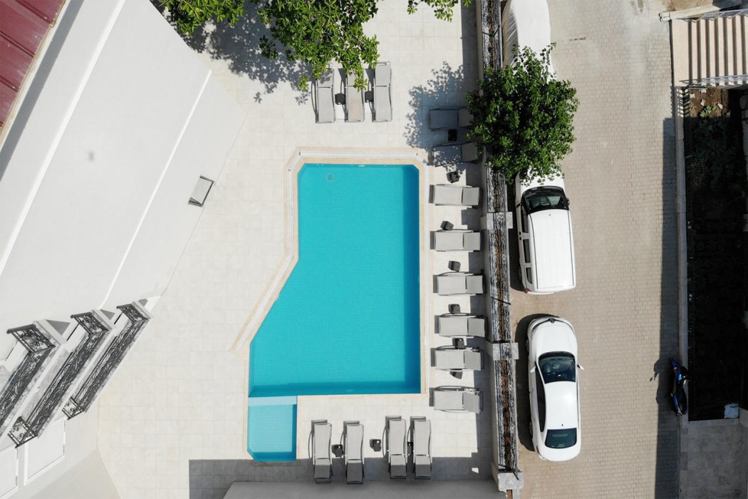Emilia Hotel 66/88