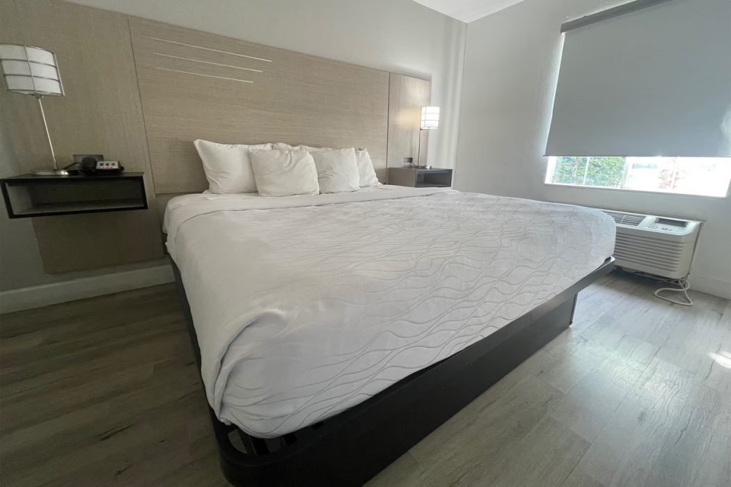 Baymont Inn & Suites by Wyndham Tempe University/Phoenix 10/29