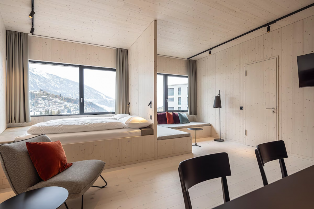 Me and All Hotel Flims, by Hyatt 16/62